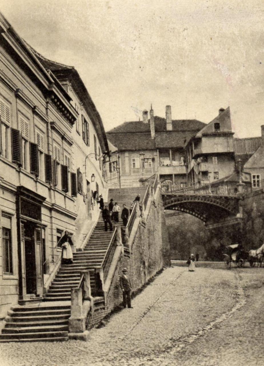 Zur Krone Sibiu Buitenkant foto
